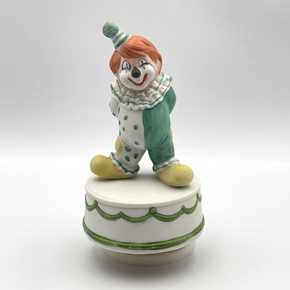 Vintage 1980s Apex‎ Quality Clown Spinning Rotating Music Box Figurine Taiwan 6"